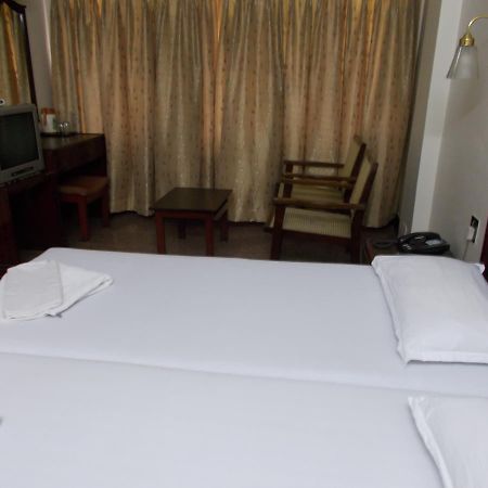 Biju'S Tourist Home Kochi Exterior photo