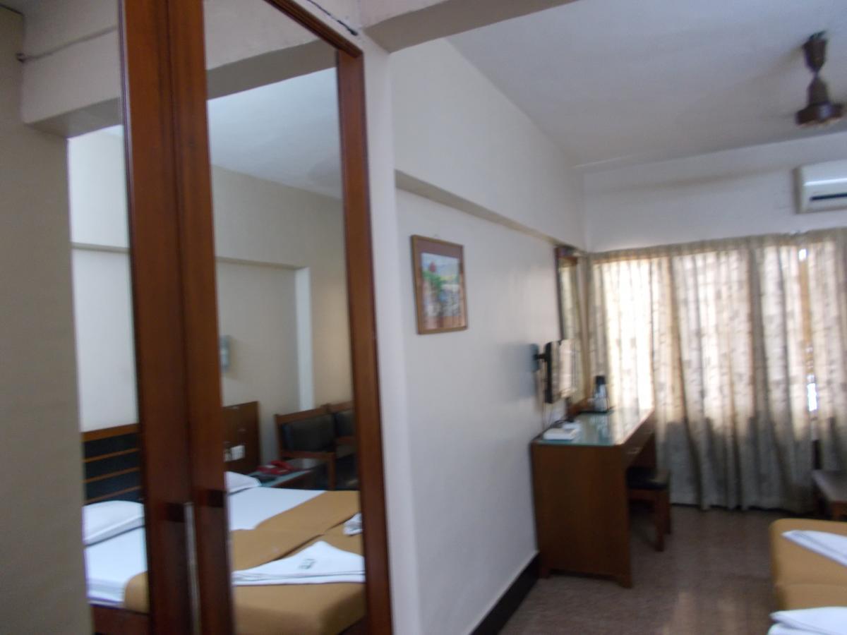 Biju'S Tourist Home Kochi Exterior photo